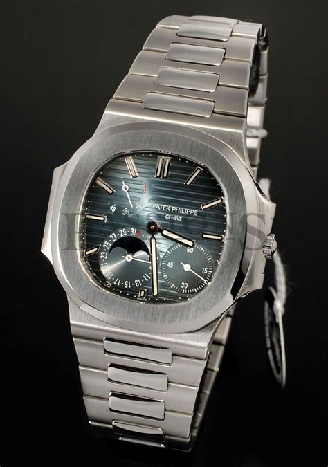 patek philippe nautilus 39mm|More.